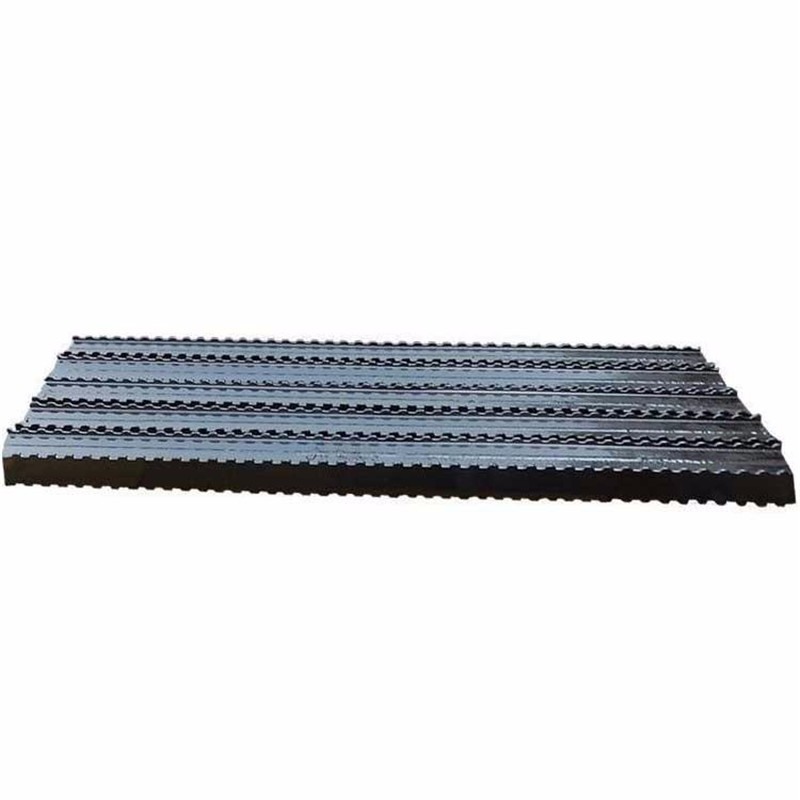 金屬長梁.jpg 金屬長梁.jpg